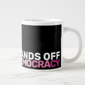 Grande Tasse L'Art Féministe Grave De La Manifestation Met La D (Droite)