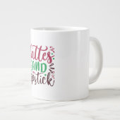 Grande Tasse lattes et rouge à lèvres (Devant droit)