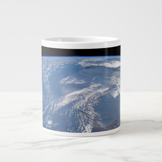 Grande Tasse Le canal de Panama. (Devant)