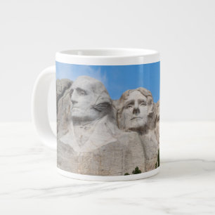Grande Tasse Le Mont Rushmore au printemps