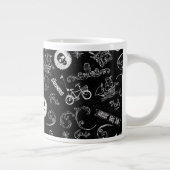Grande Tasse Le Motif des icônes de Goonies (Droite)