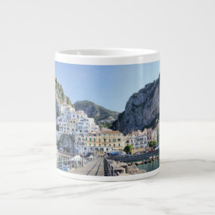 Grande Tasse Le port de la côte d'Amalfi