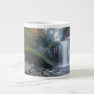 Grande Tasse Les cascades Regard sur les chutes de verre