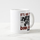 Grande Tasse Les Goonies "C'est notre temps ici" (Devant droit)