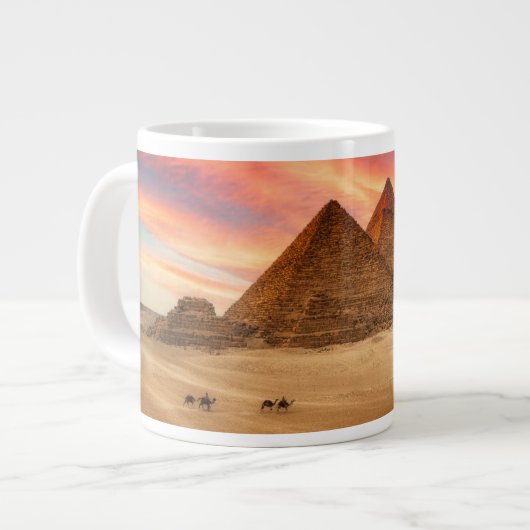 Grande Tasse Les monuments | Les grandes pyramides (Devant gauche)