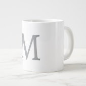 GRANDE TASSE LETTRE INITIALE GRECQUE CHIC MOYENNE (Devant droit)