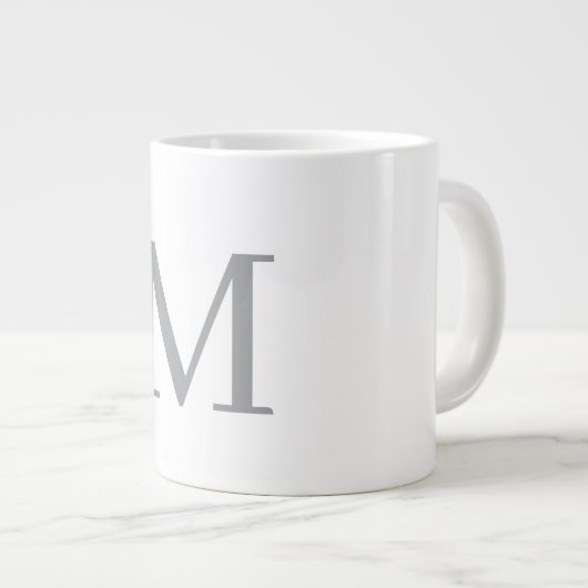 GRANDE TASSE LETTRE INITIALE GRECQUE CHIC MOYENNE (Devant droit)
