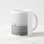 Grande Tasse Lighthouse in the Distance (Devant droit)