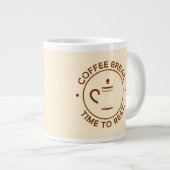 Grande Tasse Logo Pause Café sur Fond Beige (Devant droit)