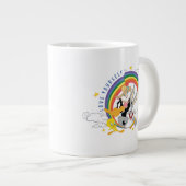 Grande Tasse LOONEY TUNES™ - Love Yourself Pride Badge (Devant droit)