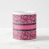 Grande Tasse Lys roses luxuriants avec contour noir, parties sc (Devant)