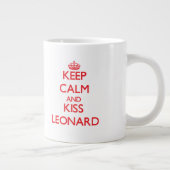 Grande Tasse Maintenez calme et baiser Léonard (Droite)