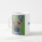 Grande tasse mélangée de portrait de chien de race (Devant gauche)