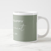 Grande Tasse Modern Sage Green Happy Retirement Personalized (Droite)