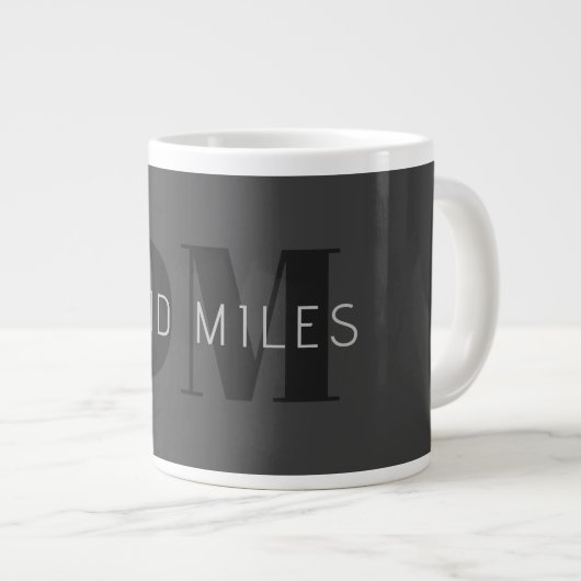 Grande Tasse Moderne gris foncé et noir Nom et monogramme modif (Devant droit)
