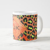 Grande Tasse Monogramme léopard orange et jaune (Devant droit)