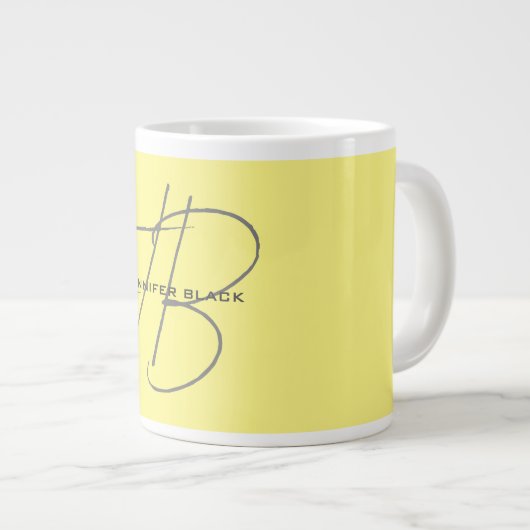 Grande Tasse Monogramme Lettres initiales clair jaune moderne (Devant droit)