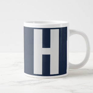 Grande Tasse Monogramme surdimensionné initial en bleu foncé et