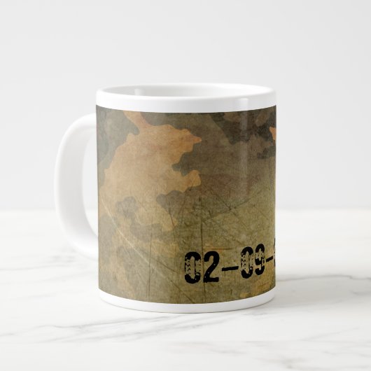 Grande Tasse Motif camouflage vert vintage V2.0 (Devant gauche)