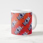 Grande Tasse Motif de vache de Noël sur Red Field (Devant droit)