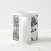 GRANDE TASSE NEIGE SUR ARBRE À FEUILLAGE PERSISTANT (Dos)