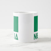 Grande Tasse Nigeria avec le drapeau nigérian (Devant)