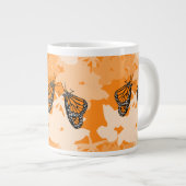 Grande Tasse Paire papillon monarque à alimentation brillante s (Devant droit)