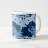 Grande Tasse Papillon monarque en train de se nourrir en bleu (Devant droit)
