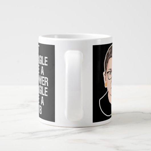 Grande Tasse Pas fragile comme une fleur fragile comme une bomb (Dos)