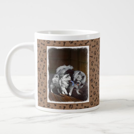 Grande Tasse Peinture Keeshond Playtime - Jolie art original ch (Gauche)