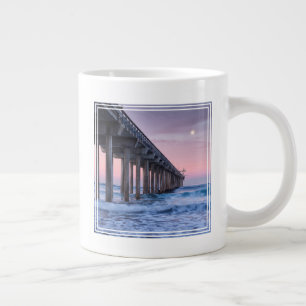 Grande Tasse Pleine lune sur la jetée de Scripps
