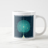 Grande Tasse Poster de l'horloge atomique Deep Space, version b (Droite)