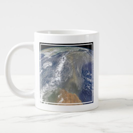 Grande Tasse Poussière vers l'Amérique du Sud (Gauche)