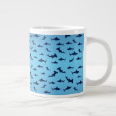 Grande Tasse requins et plus de requins (Droite)