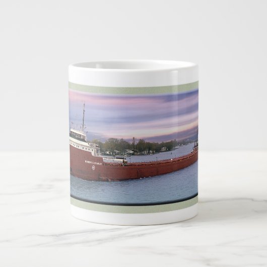 Grande Tasse Robert C. Stanley (Devant)