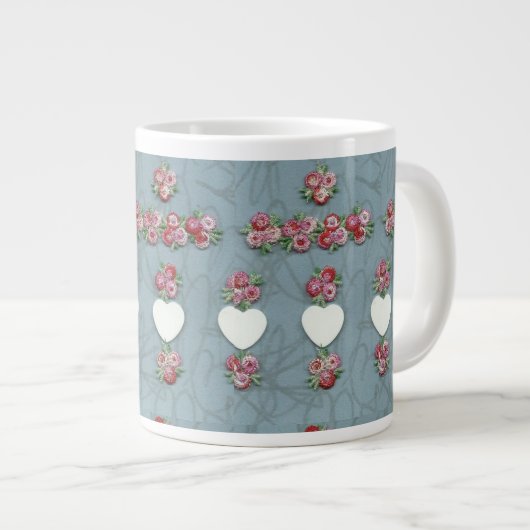 Grande Tasse Rosebuds & Coeurs (Devant droit)