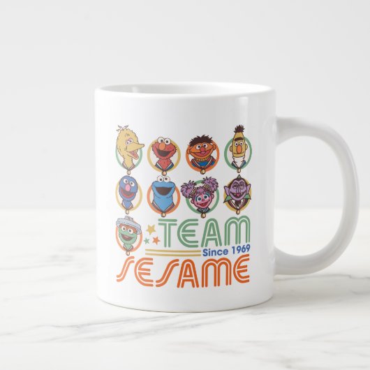 Grande Tasse Rue Sésame | Team Sesame depuis 1969 (Droite)