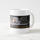 Grande Tasse SAAA logo bumpersticker (Devant droit)