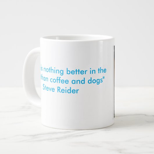 Grande Tasse Soeurs, café et chiens (Devant gauche)