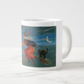 Grande Tasse Sorcière volant avec chat noir la nuit d'Halloween (Devant droit)