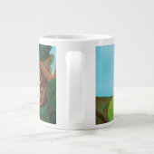 Grande Tasse Souris brumeux mangeant de la noisette (Dos)