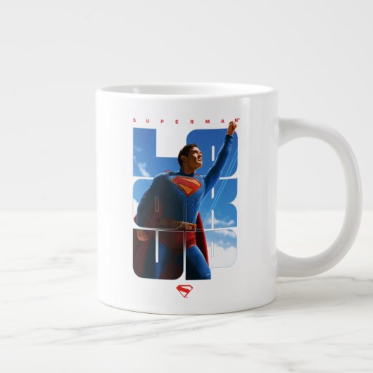Grande Tasse Superman regarde Pose (Droite)