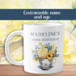 Grande Tasse Teacup bleu Dusty Fleurs jaunes<br><div class="desc">Célébrez un jalon dans le style avec cette tasse d'anniversaire en céramique jumbo, avec un délicat bouquet de teacup de roses jaunes, des marguerites joyeuses et des fleurs bleues douces. L'élégante décoration florale associée à un texte personnalisé fait de cette tasse surdimensionnée un souvenir attentionné pour un 100ème anniversaire ou...</div>