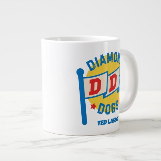 Grande Tasse Ted Lasso | Diamond Chiens Pennant Graphisme (Devant droit)