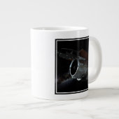Grande Tasse Télescope d'étude infrarouge à large champ (Devant droit)