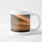 Grande Tasse Tempête de sable aux dunes de sable de mesquite, (Droite)