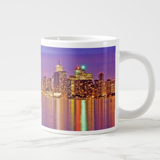 Grande Tasse Toronto Skyline au crépuscule (Droite)