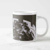 Grande Tasse Tour sombre 2 (Droite)