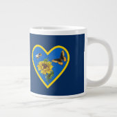 Grande Tasse Tournesol Bee Butterfly Bleu Coeur jaune sur la Ma (Droite)