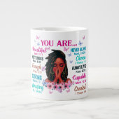 Grande Tasse Tu es beau, jamais seul à prier chrétien. (Devant)